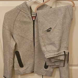 Nike Gray Tracksuit with Black Accents